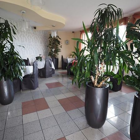 Karat Acomodação com café da manhã Malbork Exterior foto